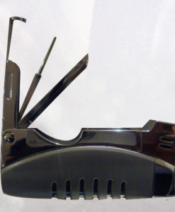 Alternative view of UPALJAČ SA PRIBOROM ZA LULU